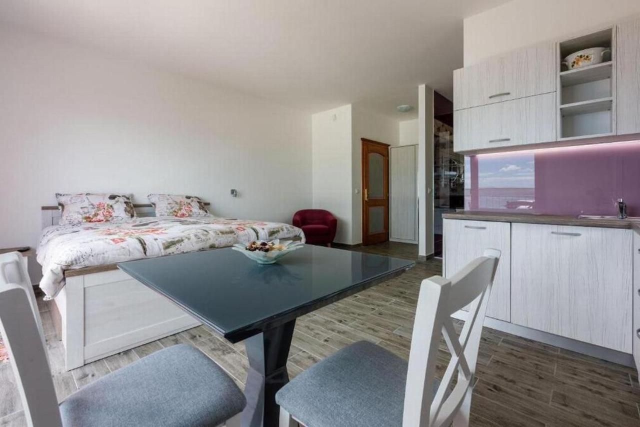Apartmani Rino Драмаль Экстерьер фото